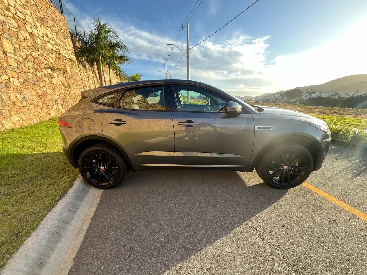 Jaguar E-Pace R-dynamic S 2.0 AWD 249cv Aut. 2019 - Foto 4