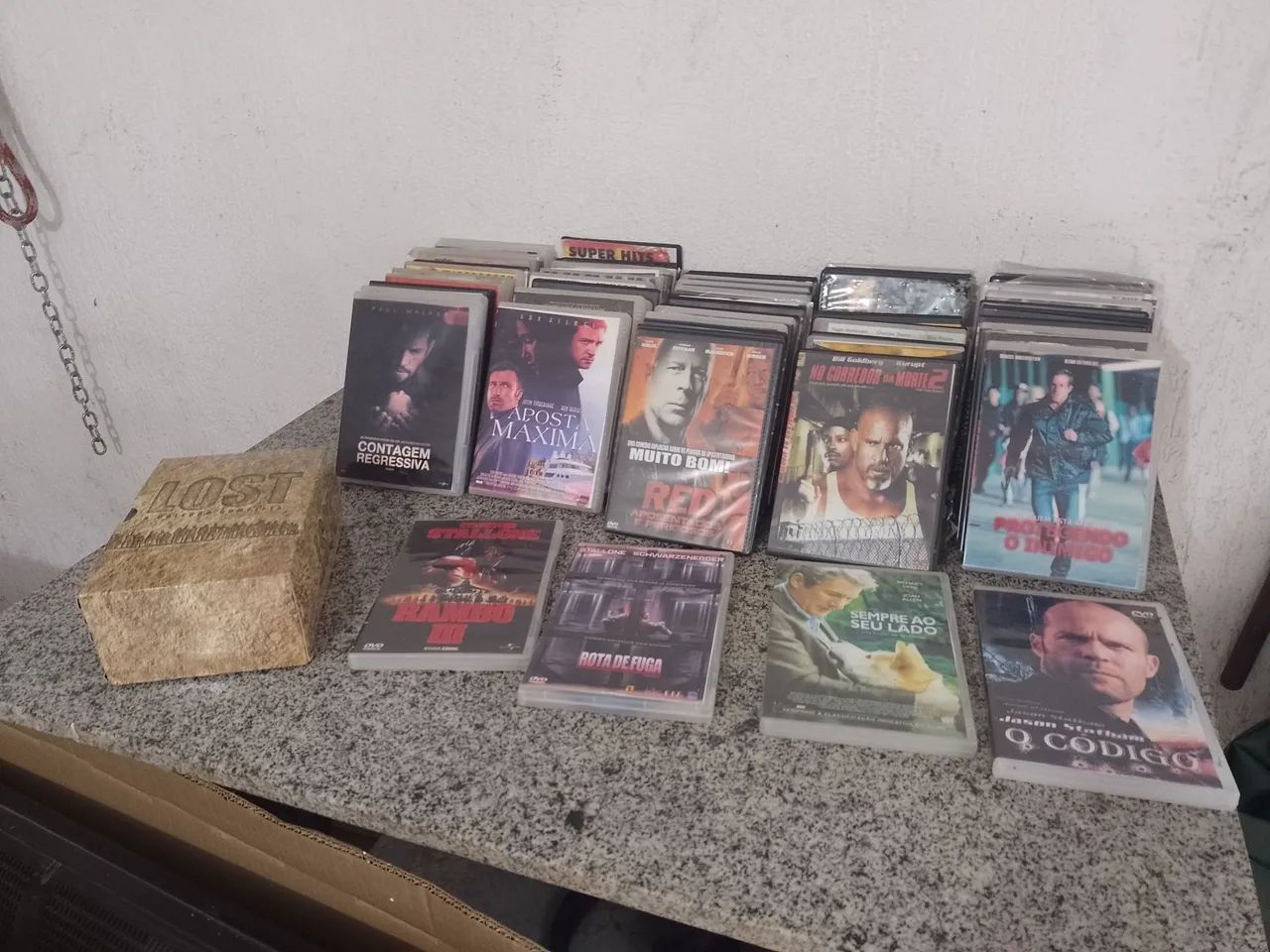 Fita de vídeo - filmes + 50 itens - Foto 2