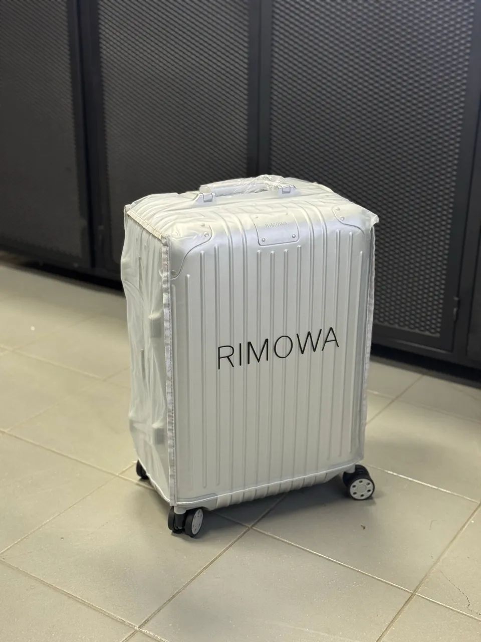 Mala Rimowa Alumínio  - Foto 5