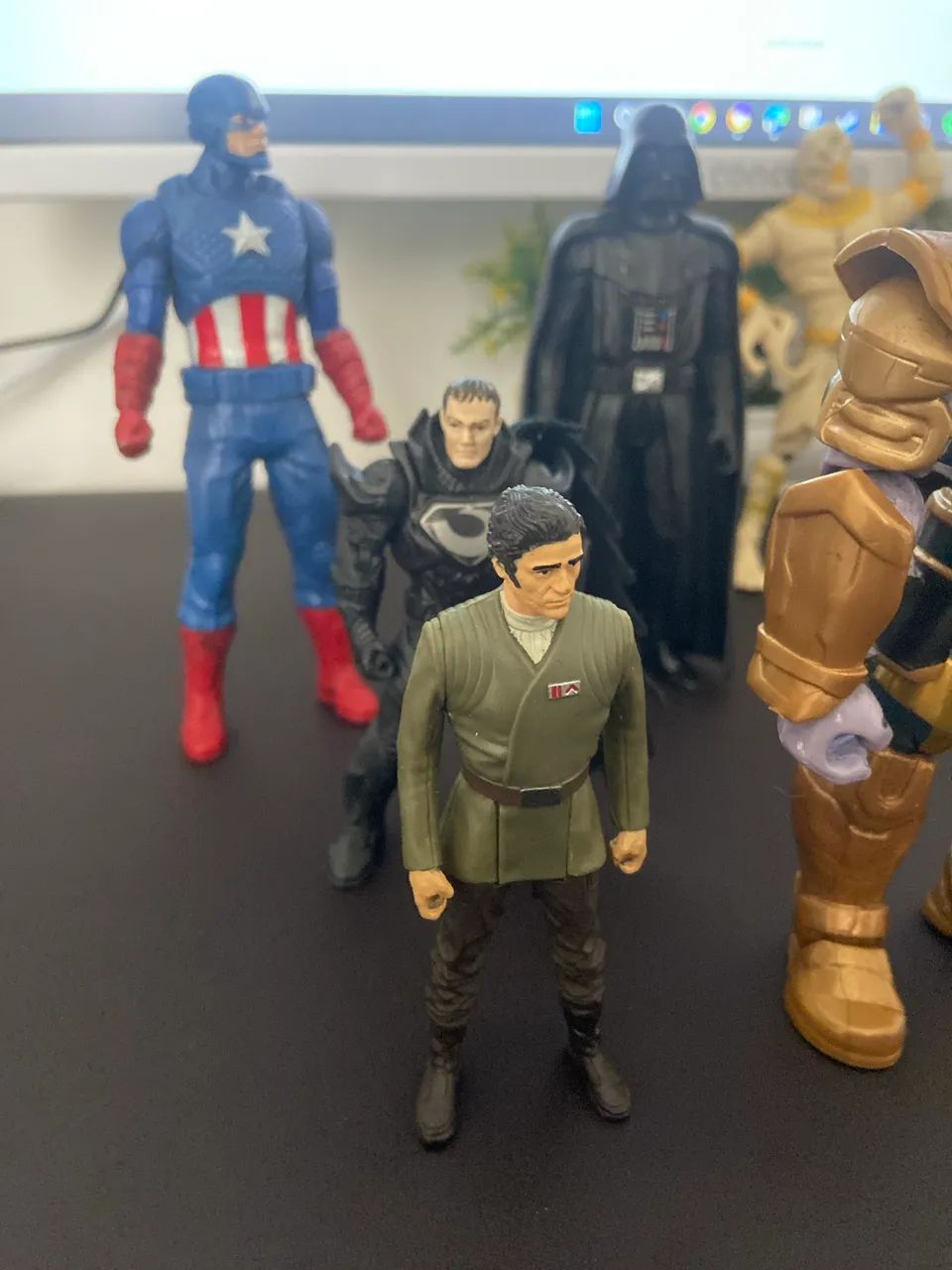 Lote Bonecos Antigos Raridades (Star Wars, Marvel, DC) Troca - Foto 3