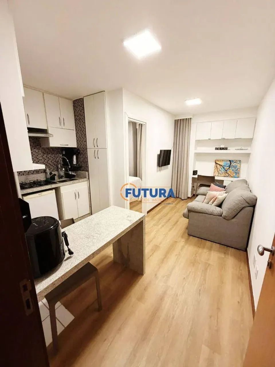 Excelente kit mobiliada 27 m², reformada QMSW 05 E. Monteserrat  Sudoeste. - Foto 2