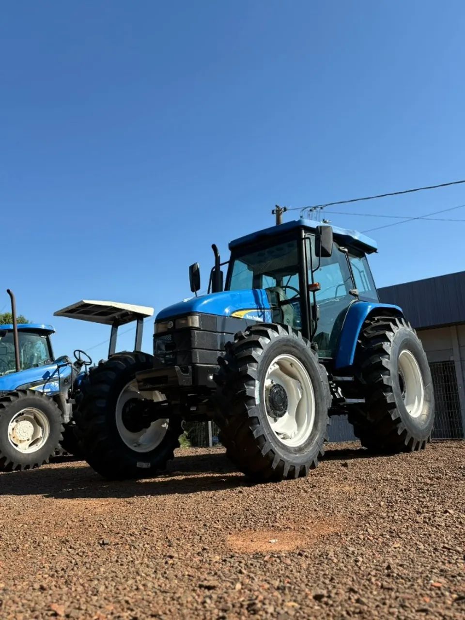 TRATOR NEW HOLLAND, MODELO TS 6020, CABINE ORIGINAL, ANO 2011
