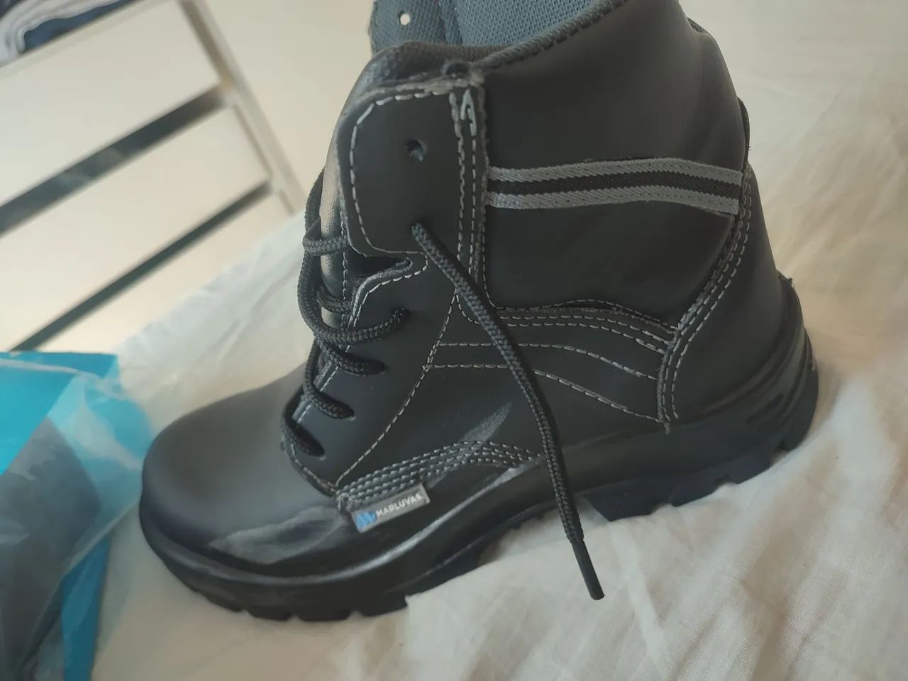 Bota bico composite  - Foto 4
