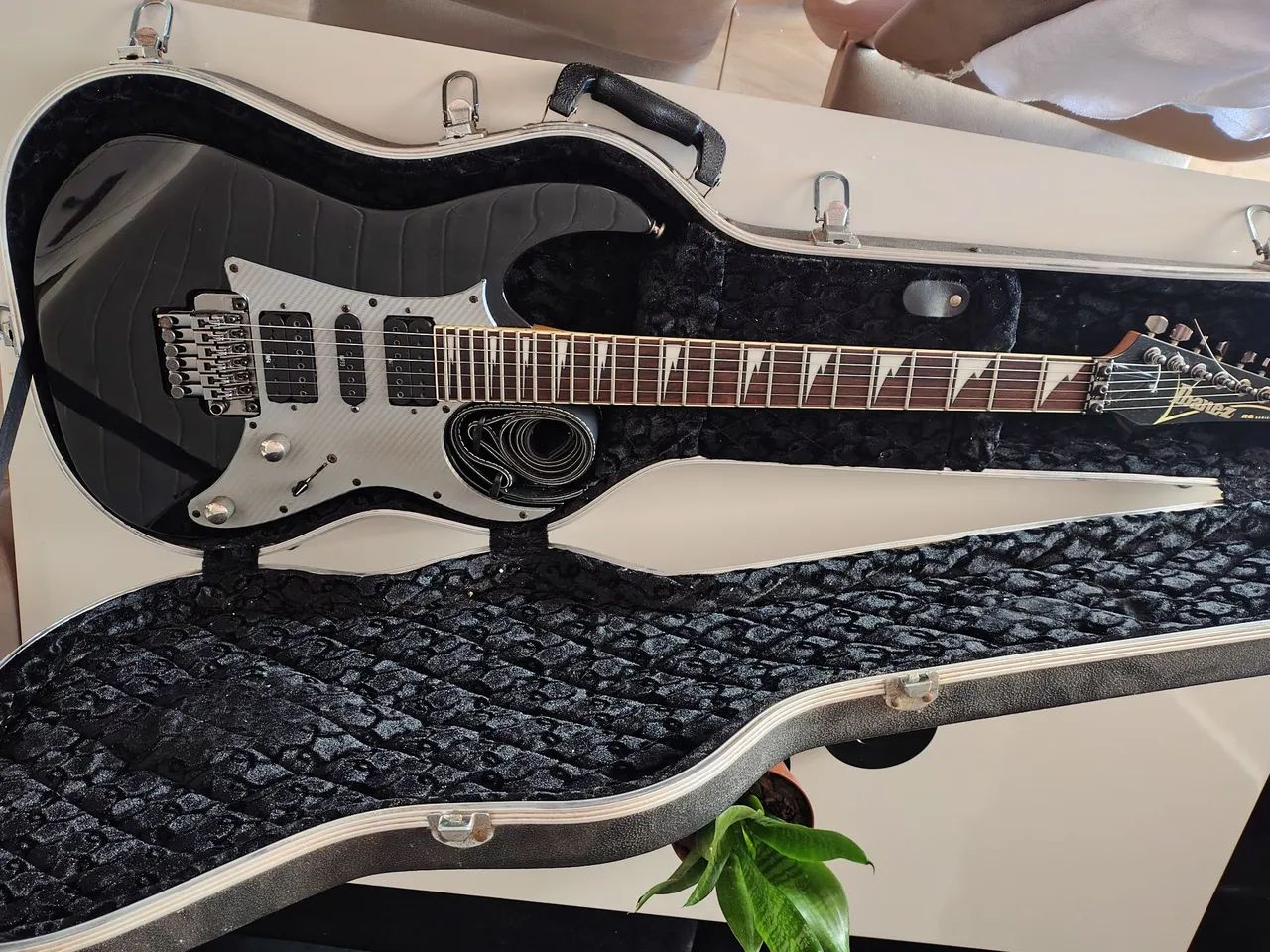 ibanez RG350EX 本体のみ Ibanez rg350exz - Instrumentos musicais - Juranda 1496351026 | OLX