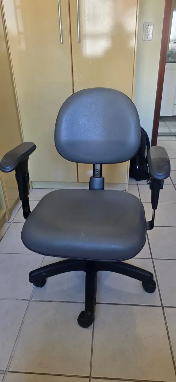 Cadeira de escritório - Foto 2