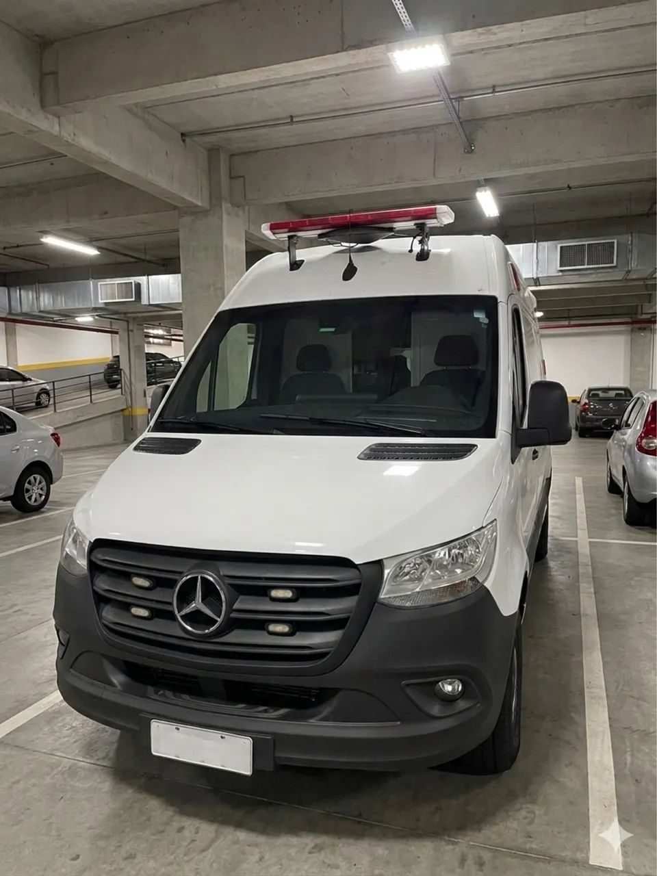 Mercedes-Benz Sprinter 416 Furgão Longo T.a. 2.2 Dies 2022