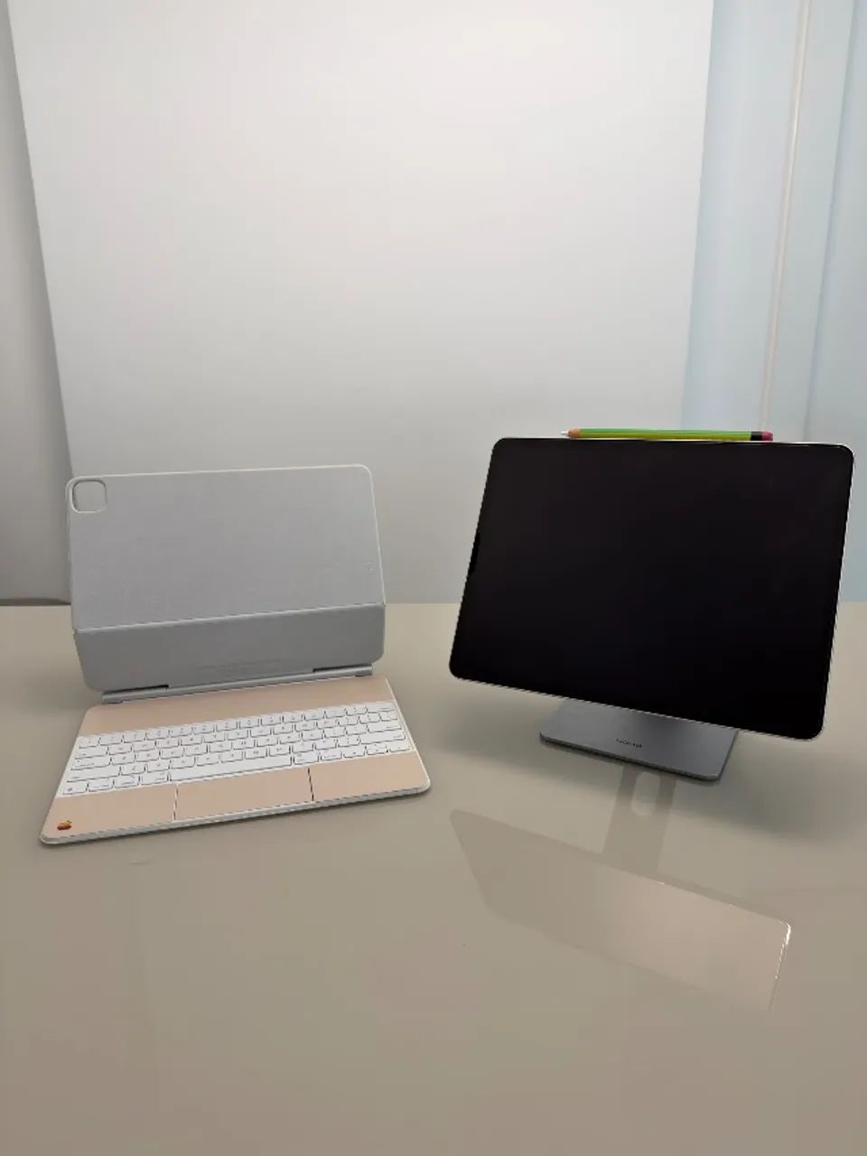 iPad Pro M2 12.9 - 512GB + Apple Pencil + Magic Keyboard - Foto 5