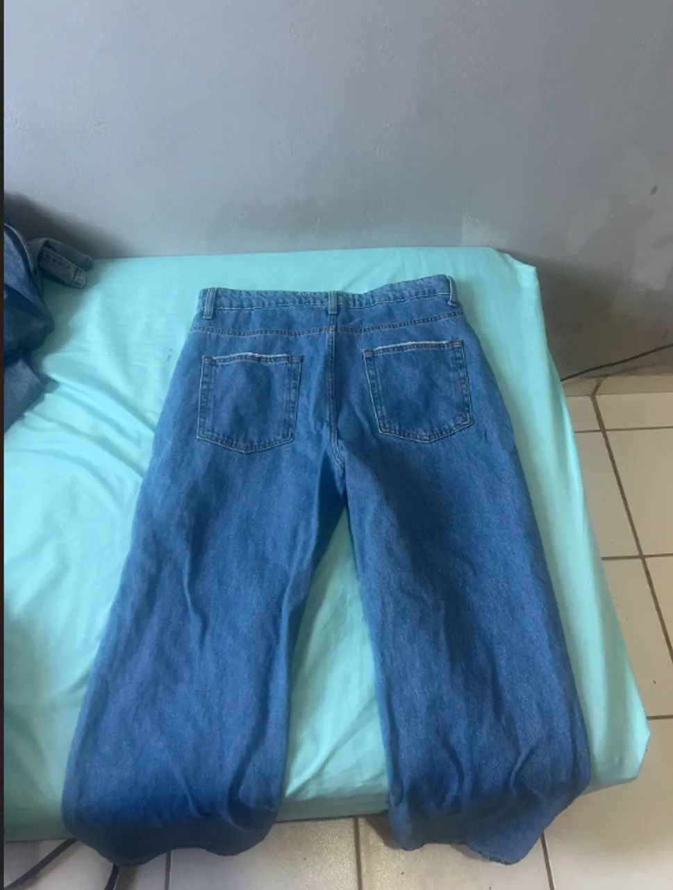 calça jeans reta azul-medio - Foto 2