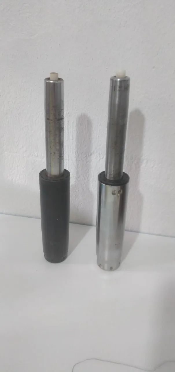 Vendo 2 pistão 32 centimetros cada  - Foto 3