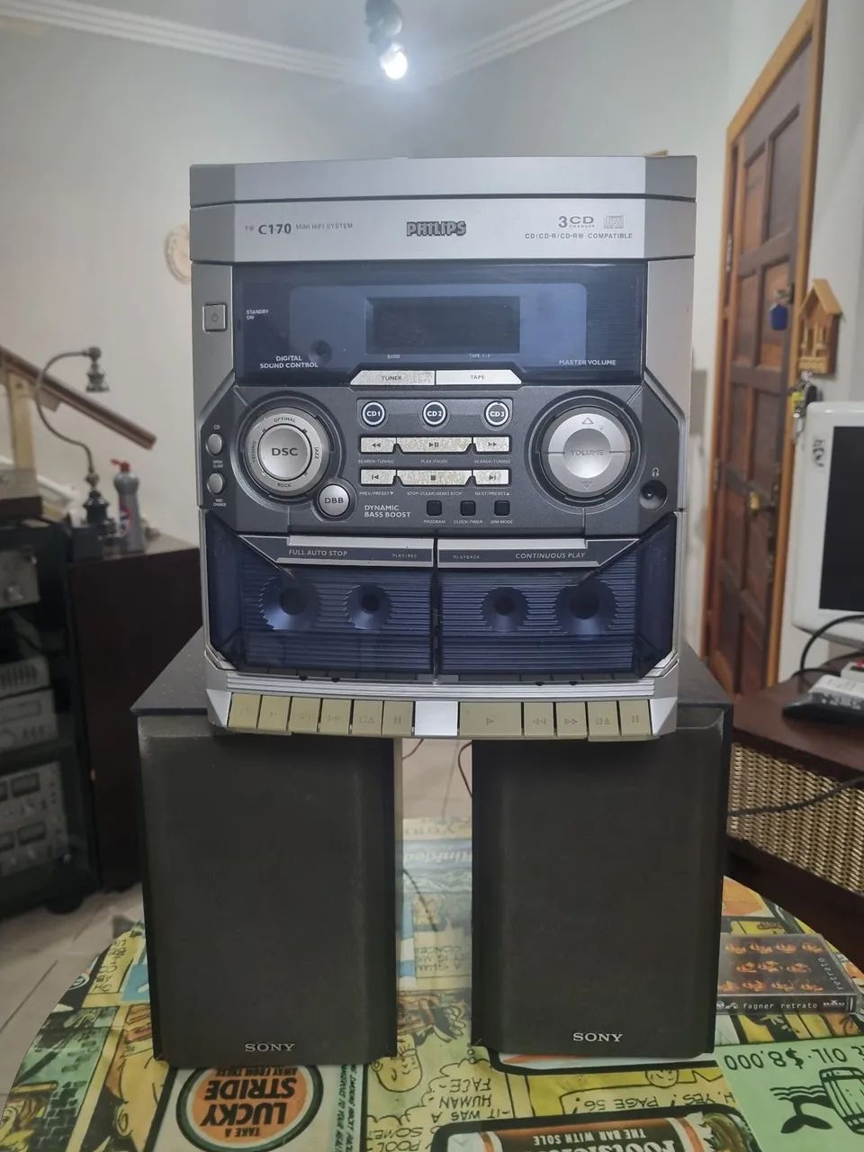 Som philips com caixas sony somente rádio