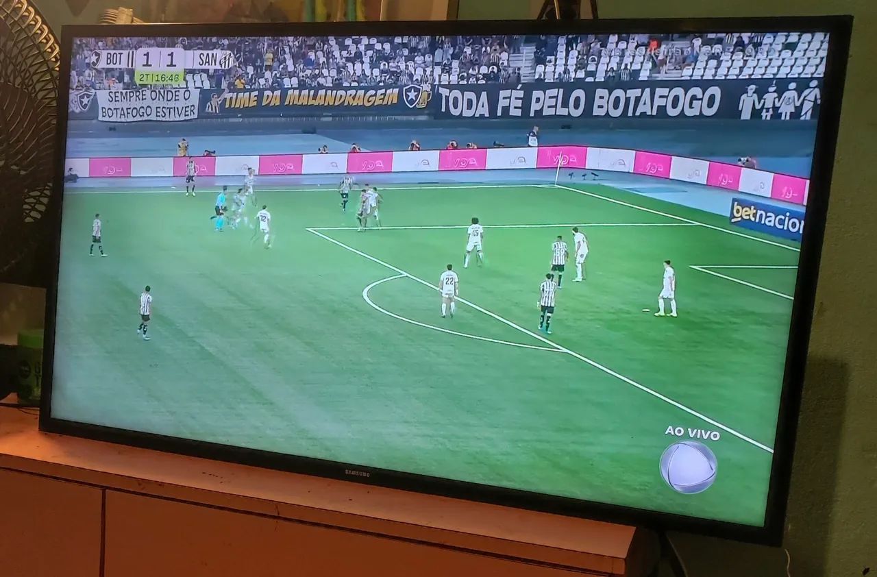Tv smart 40 polegadas com uma linha fininha imperceptível  - Foto 4