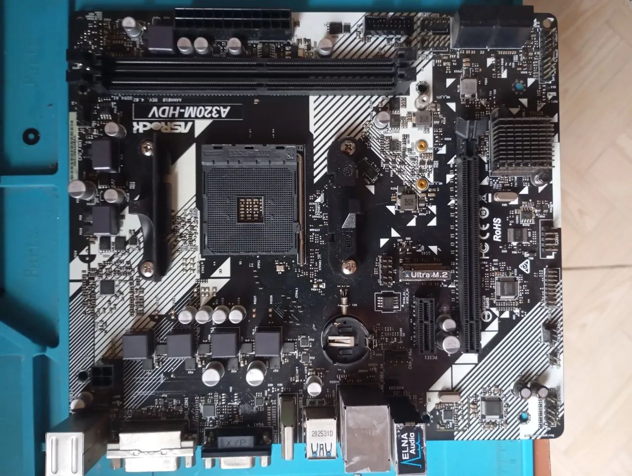 Placa mãe A320M asrock no precinho 100%