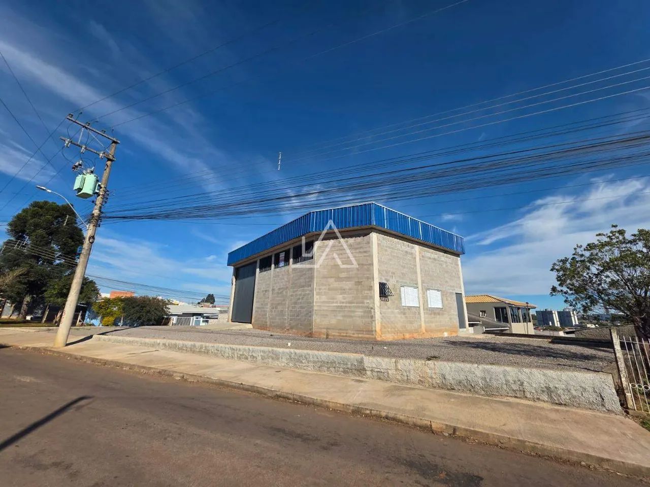 PAVAVILHÃO COMERCIAL NO BAIRRO SANTA MARIA - Foto 4