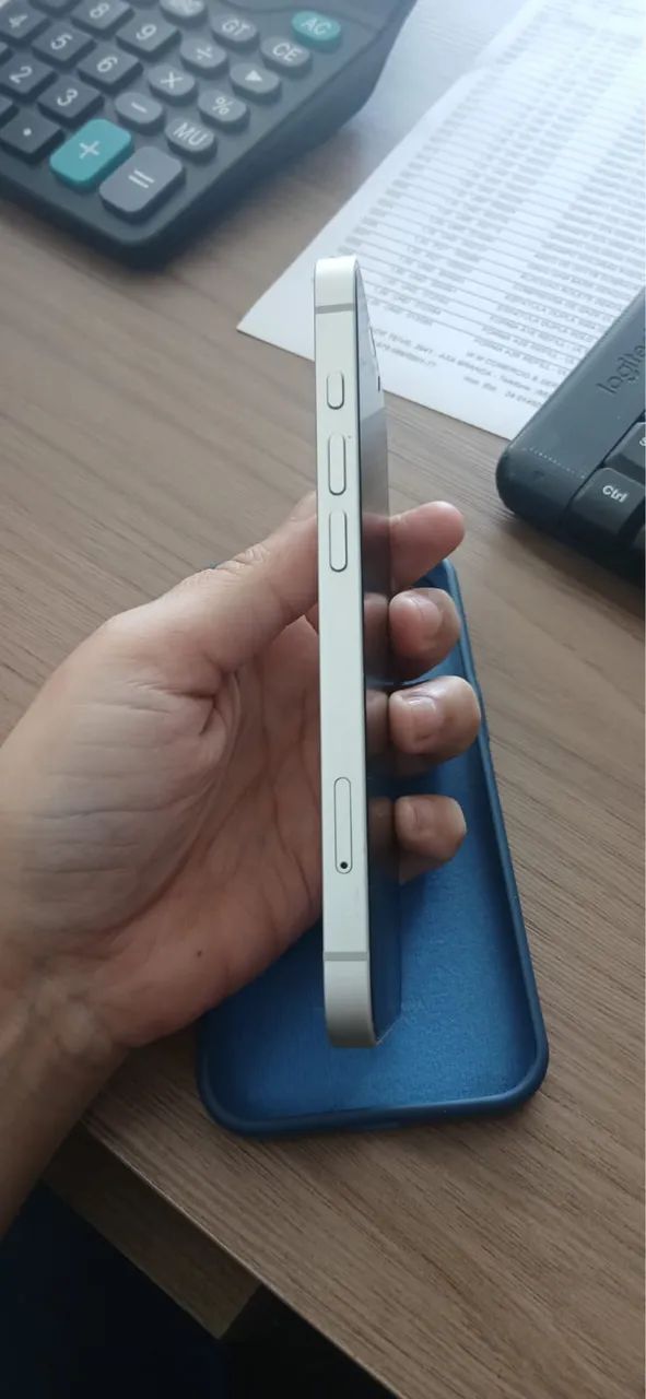 iPhone 16