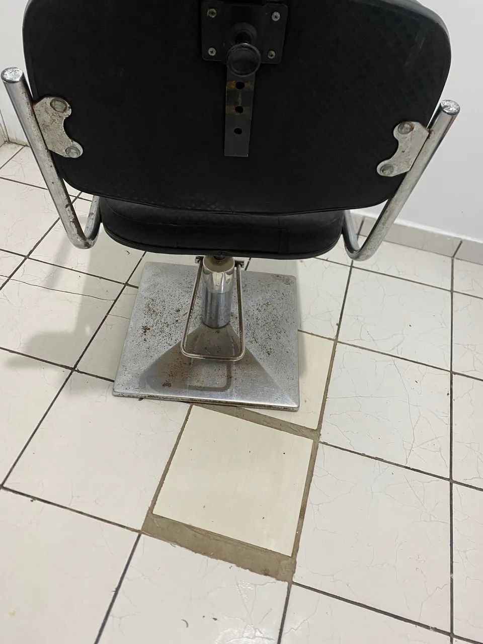 CADEIRA PARA BARBEIRO  - Foto 4