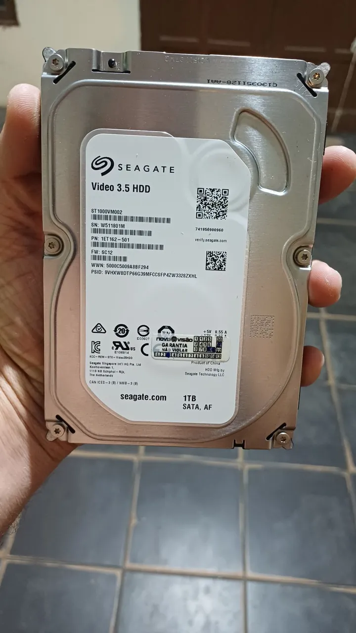 HD 1TB Seagate Barracuda (SATA 3.5