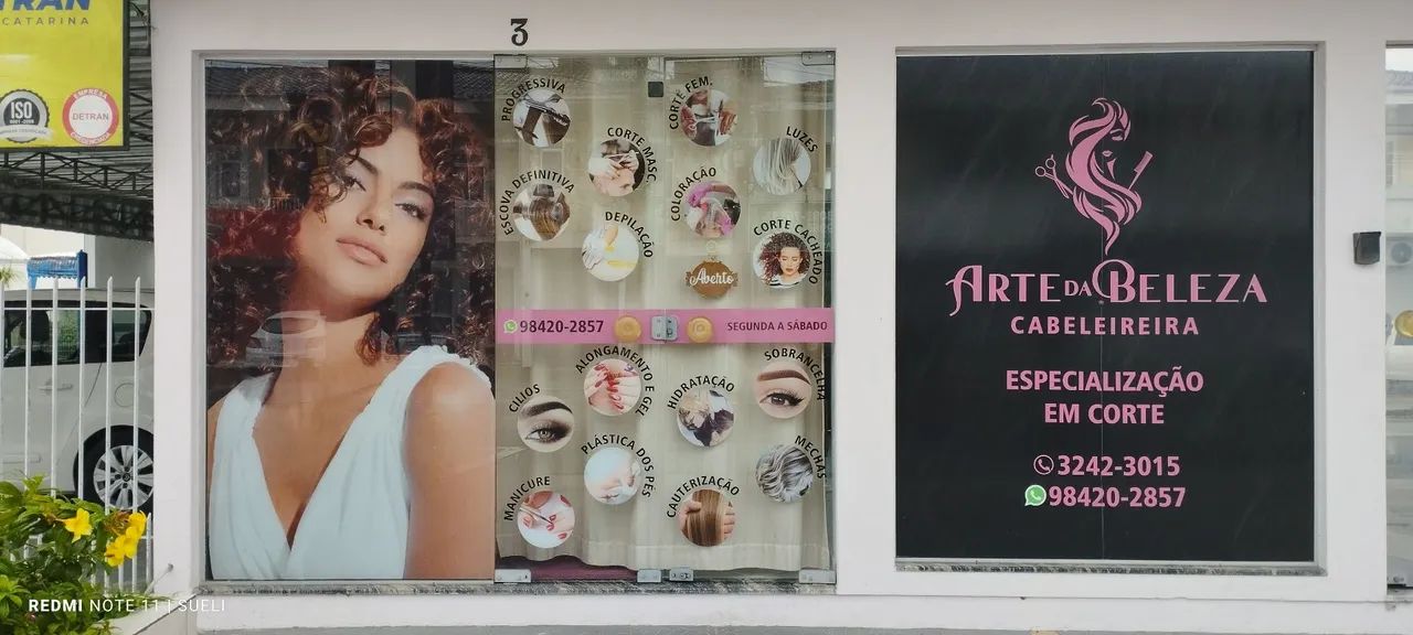 Presisa-se de manicure com experiência.