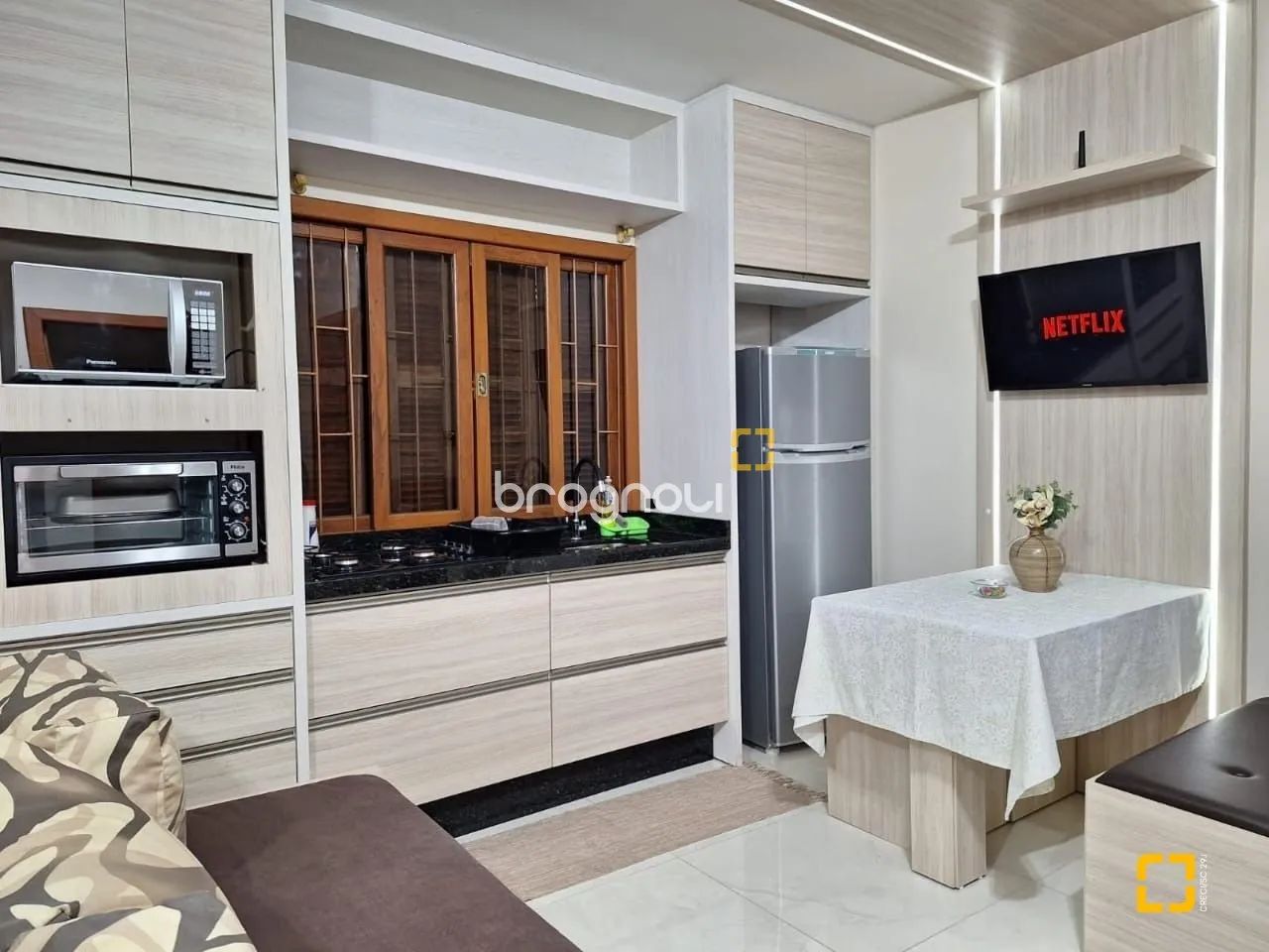Pousada com 560m² à venda em Canasvieiras - Foto 2