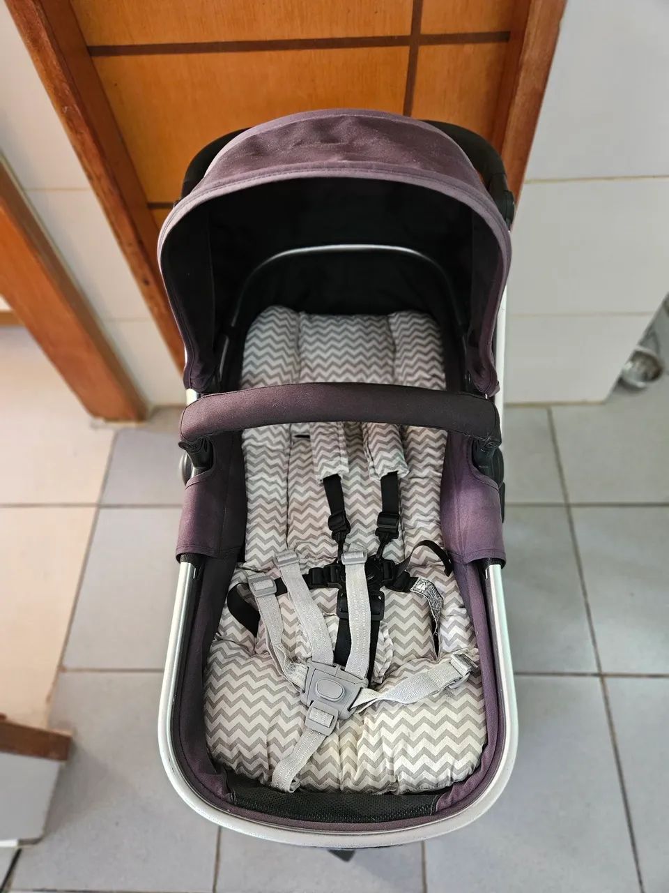 Carrinho de bebê safety 1st com acessórios - Foto 2