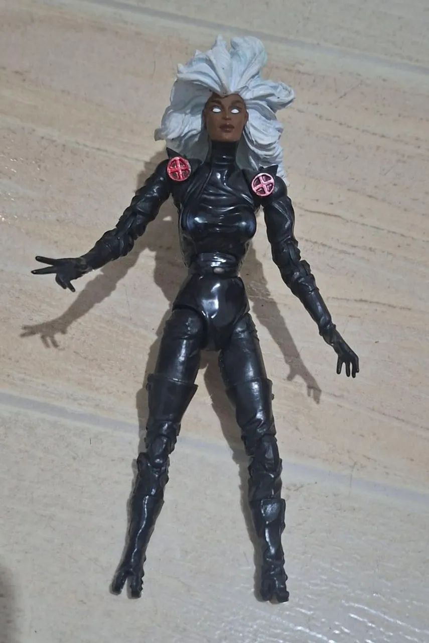 Marvel Legends Tempestade Storm X-Men ToyBiz Series 8