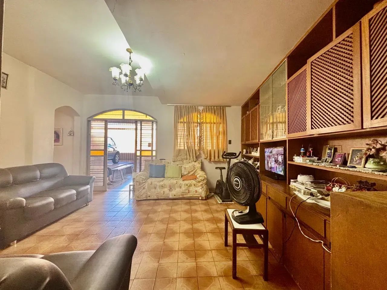 Casa com 267mts, 4 quartos, sendo 2 suítes, 4B, 2 vagas. - Foto 4