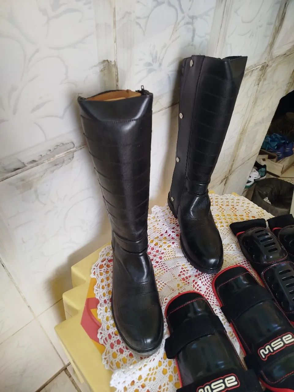 Equipamentos de proteção O/ motociclista  - Foto 2