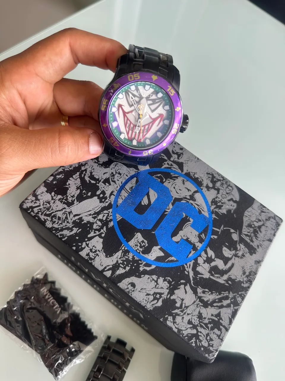 Relógio INVICTA DC JOKER Edição Limitada - Foto 2