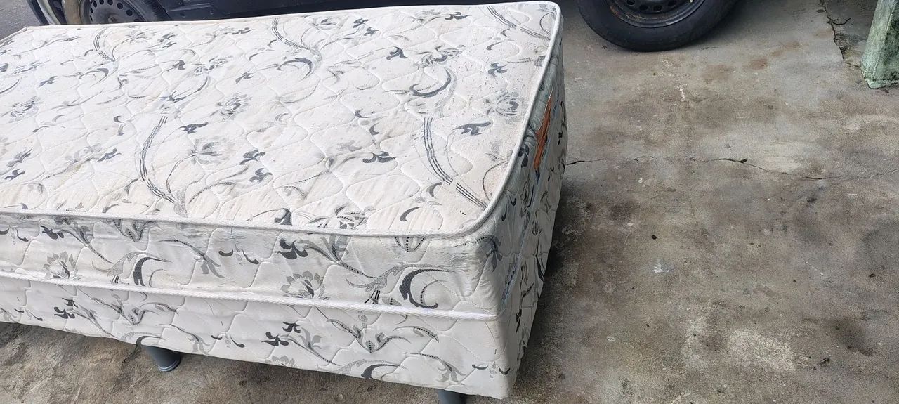Cama Solteiro Usada Bem Conservada - Mola (ENTREGA GRÁTIS) - Foto 3
