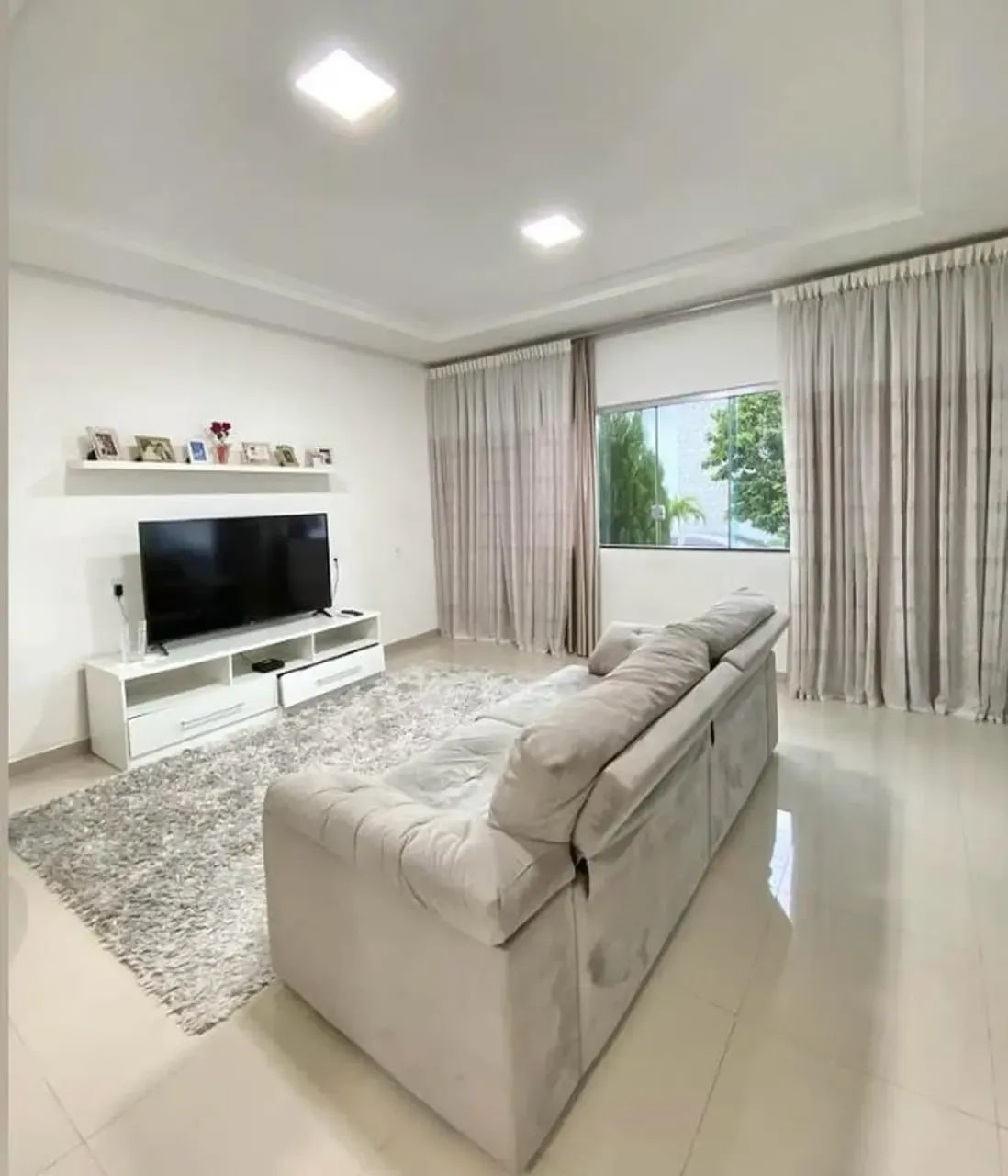 Casa Térrea de ótimo padrão no Passaredo, 3 suites  100% mobiliada - Foto 2