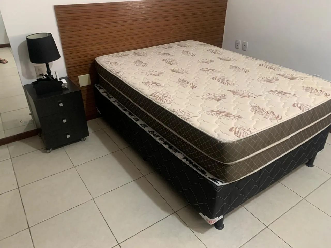 Base com 2 colchões de casal  - Foto 2