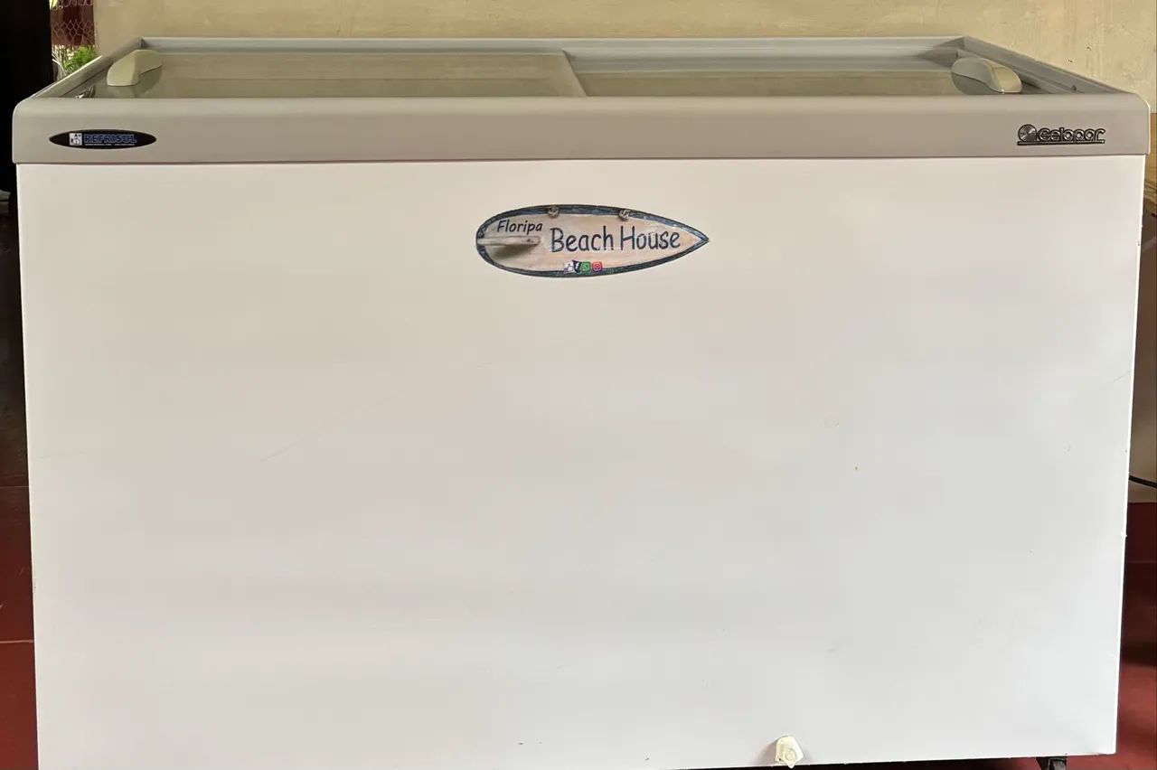 Freezer GeloPar 410 lts horizontal com porta de vidro - Foto 2