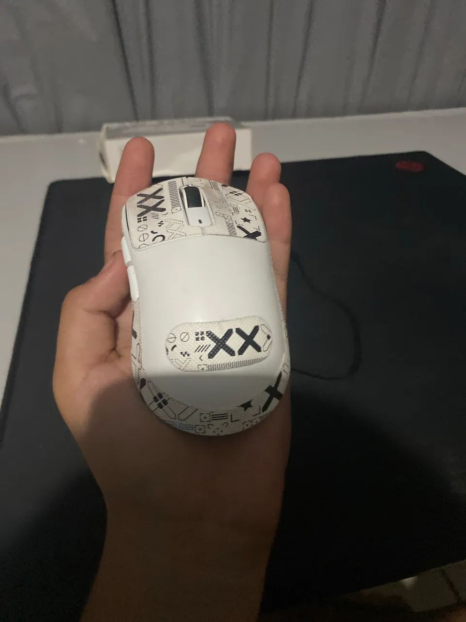 Mouse attack shark x3440254938114969603