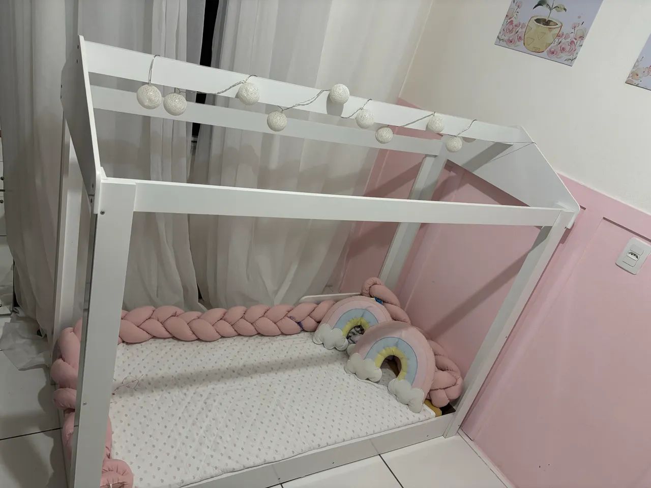Cama infantil montessoriana