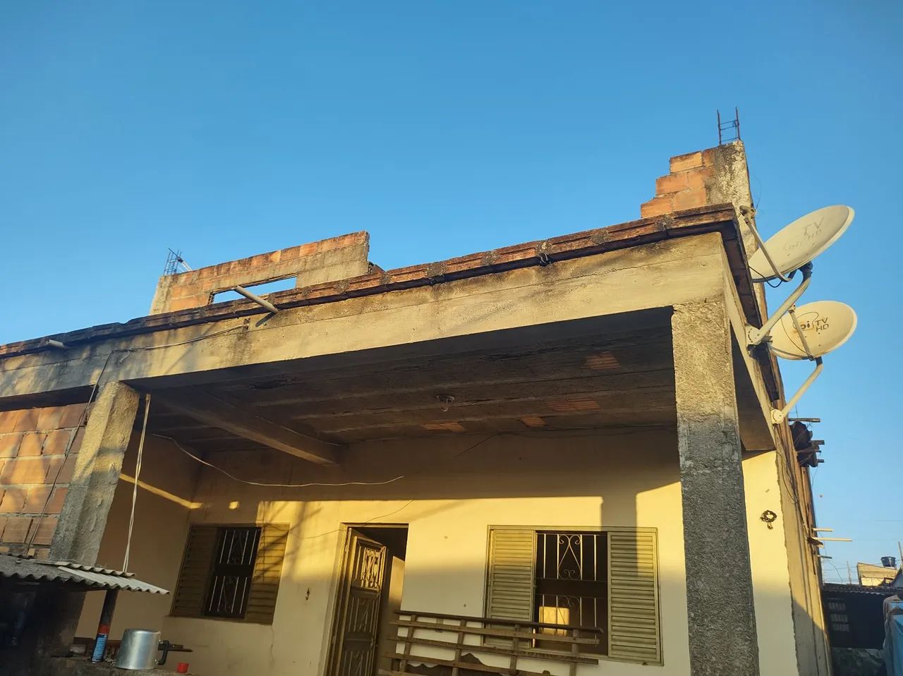 Vendo excelente casa em Matozinhos.