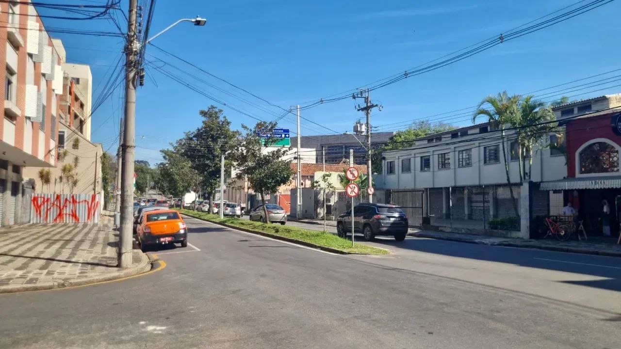 Apartamento Amplo no Centro de Curitiba. - Foto 3