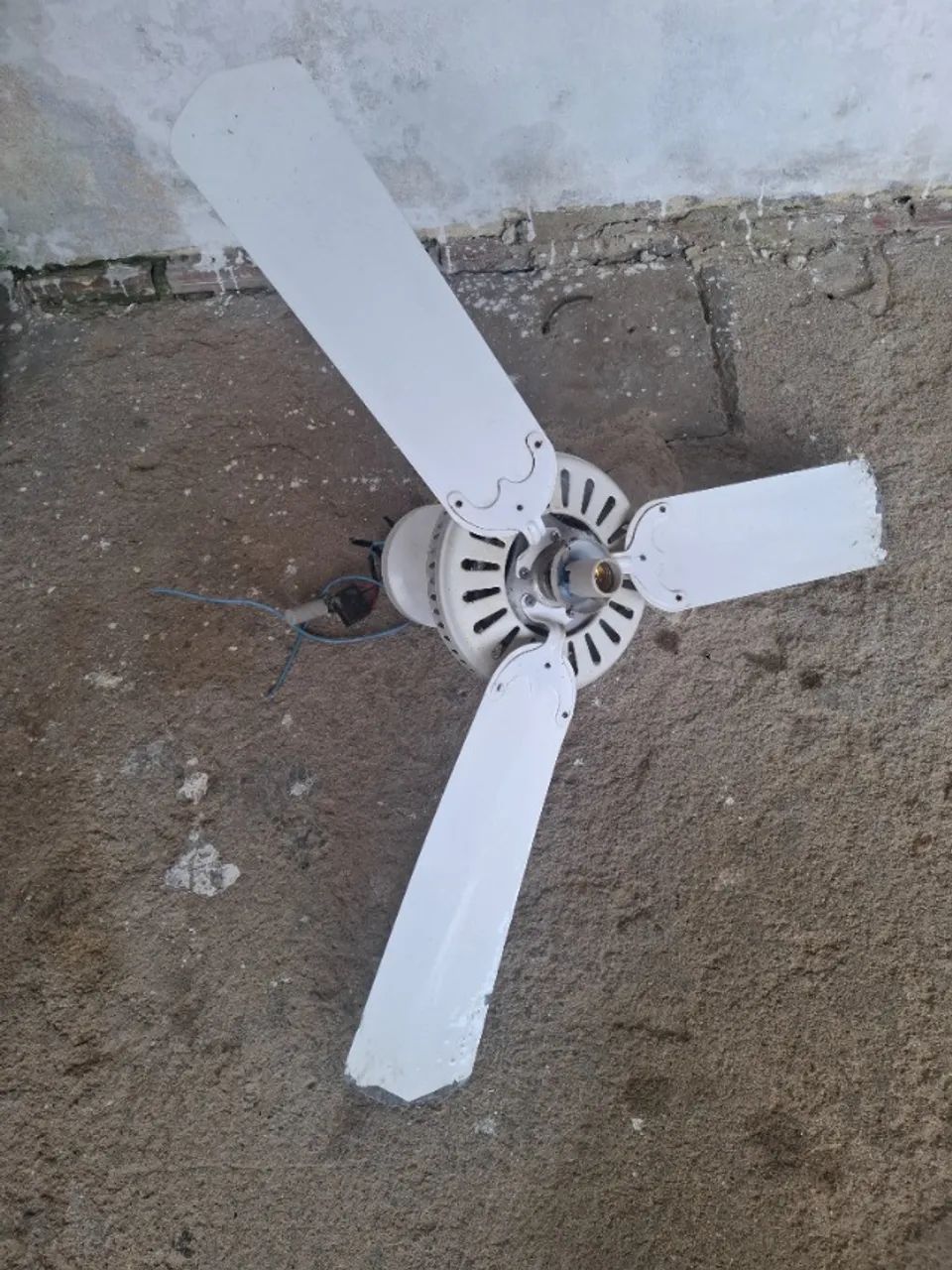 Ventilador de teto 