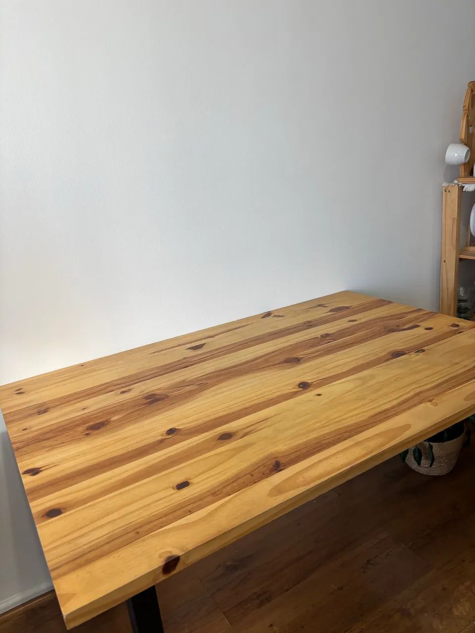 Mesa de madeira estilo industrial - Foto 2