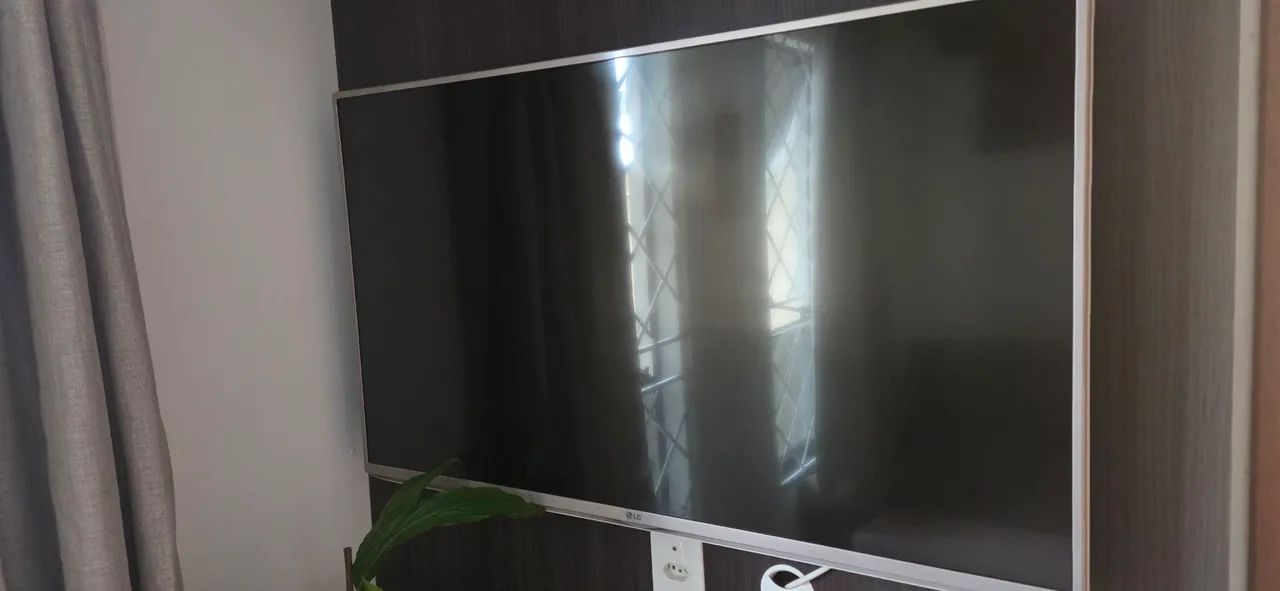 SmarTV 4k LG 43' Webos - Foto 2