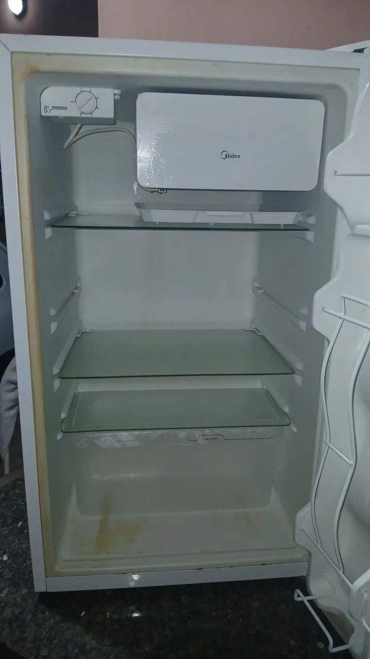Frigober Midea 124 litros usado. - Foto 2