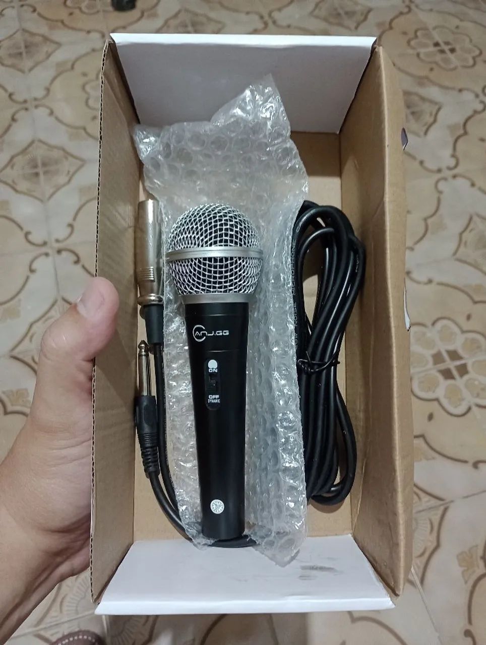 Microfone com fio (Favor ler o anúncio)403953827772508161