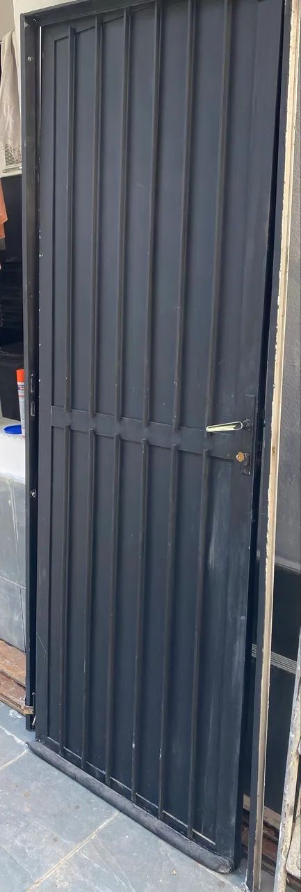 Porta de alumínio com vidro