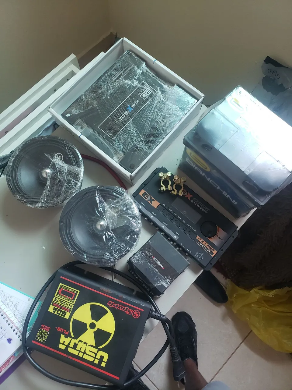 Tiger audio de 6 polegadas 220$ barramento ztech 140