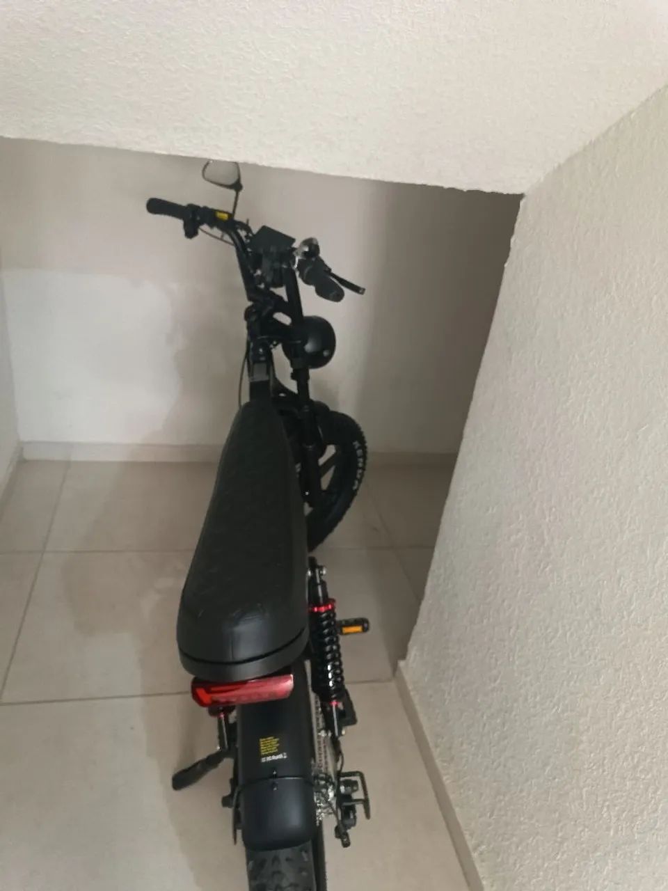 Bicicleta Elétrica V9 Max Preta 1000w - Foto 4