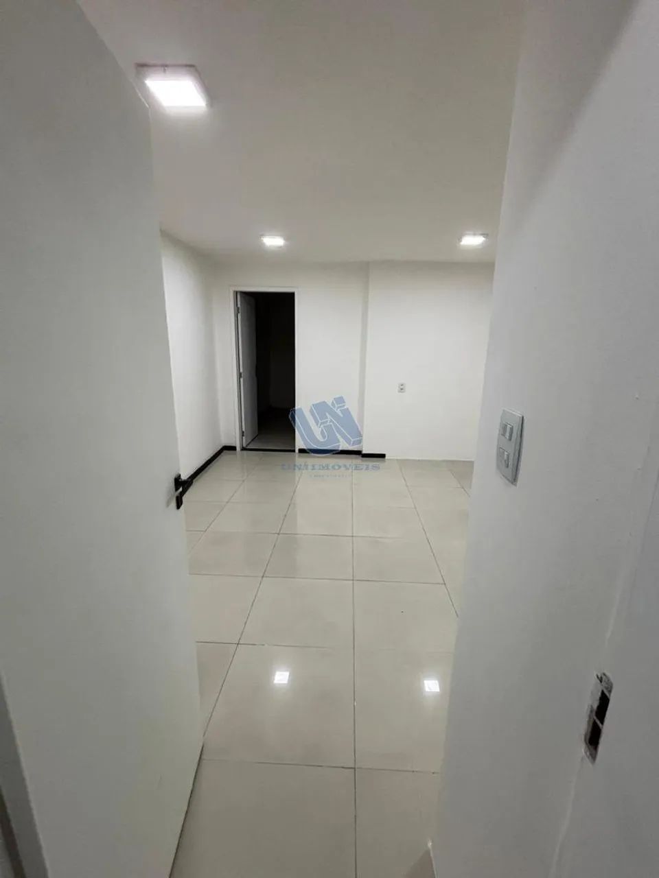 Conjunto de 3 Salas Comerciais 80m2 na Barra - Foto 4