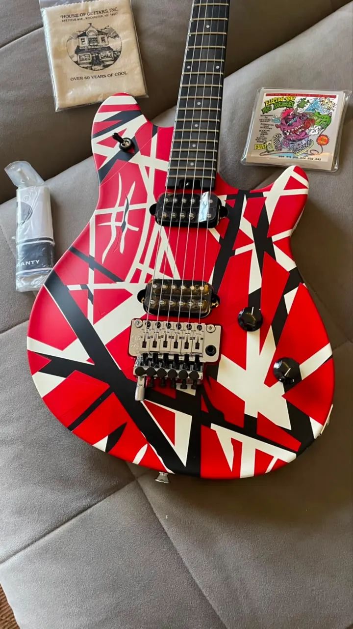 Zerinha E Icônica ! EVH Special Striped  - Foto 2