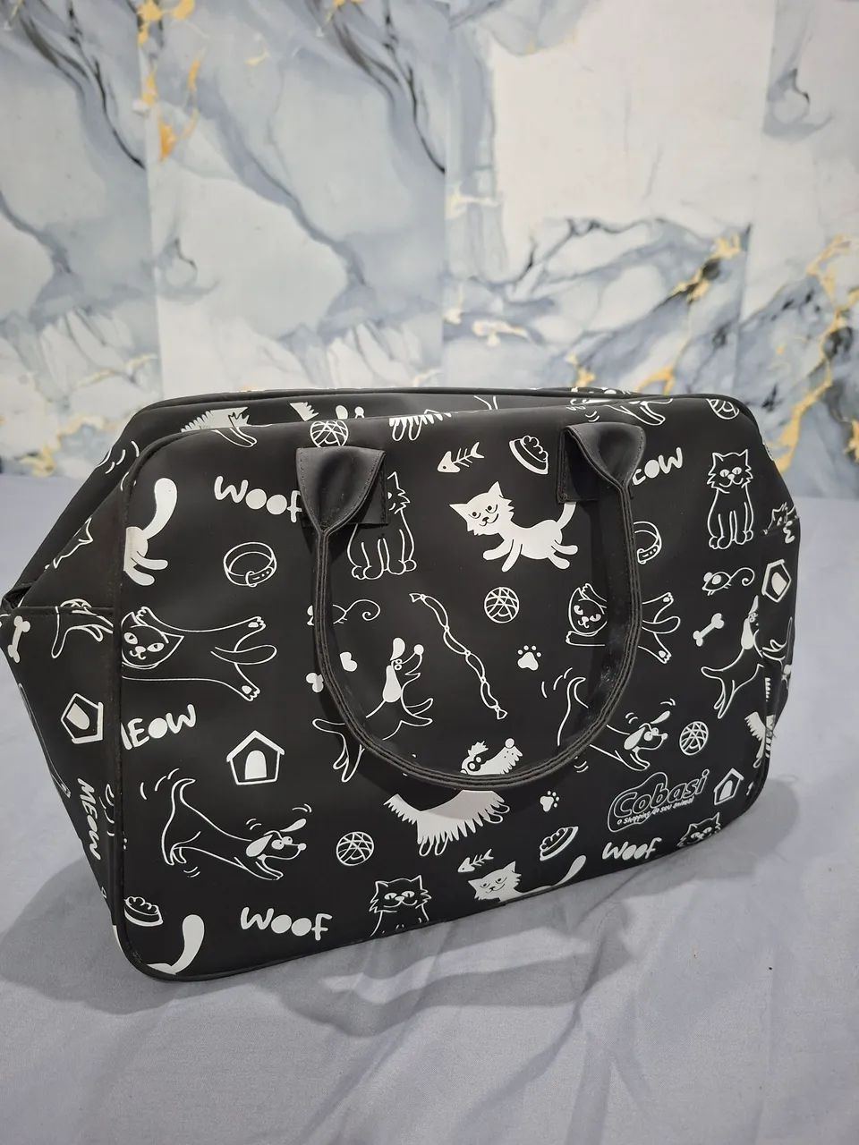 Bolsa Preta Estampada Resistente