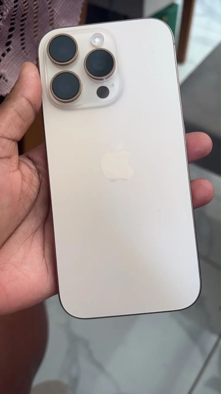 Celular iPhone 16pro 128gb - Foto 2