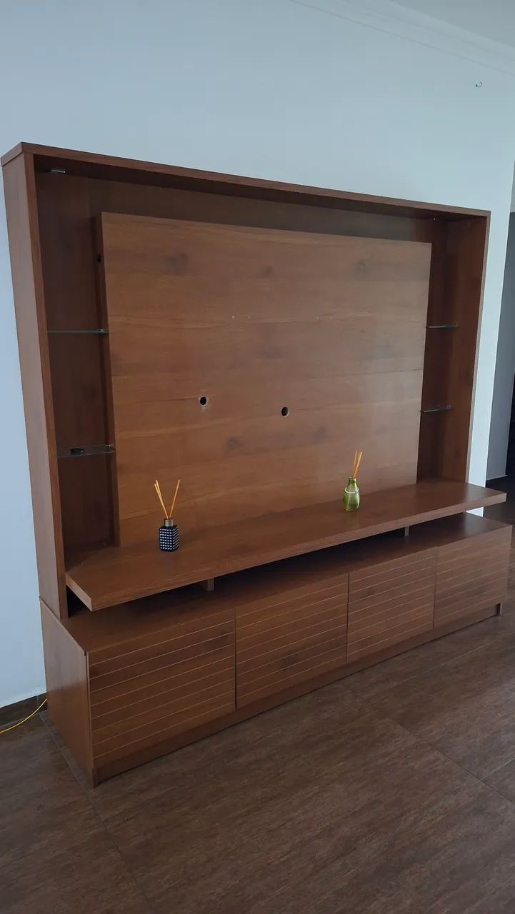 Estante de sala