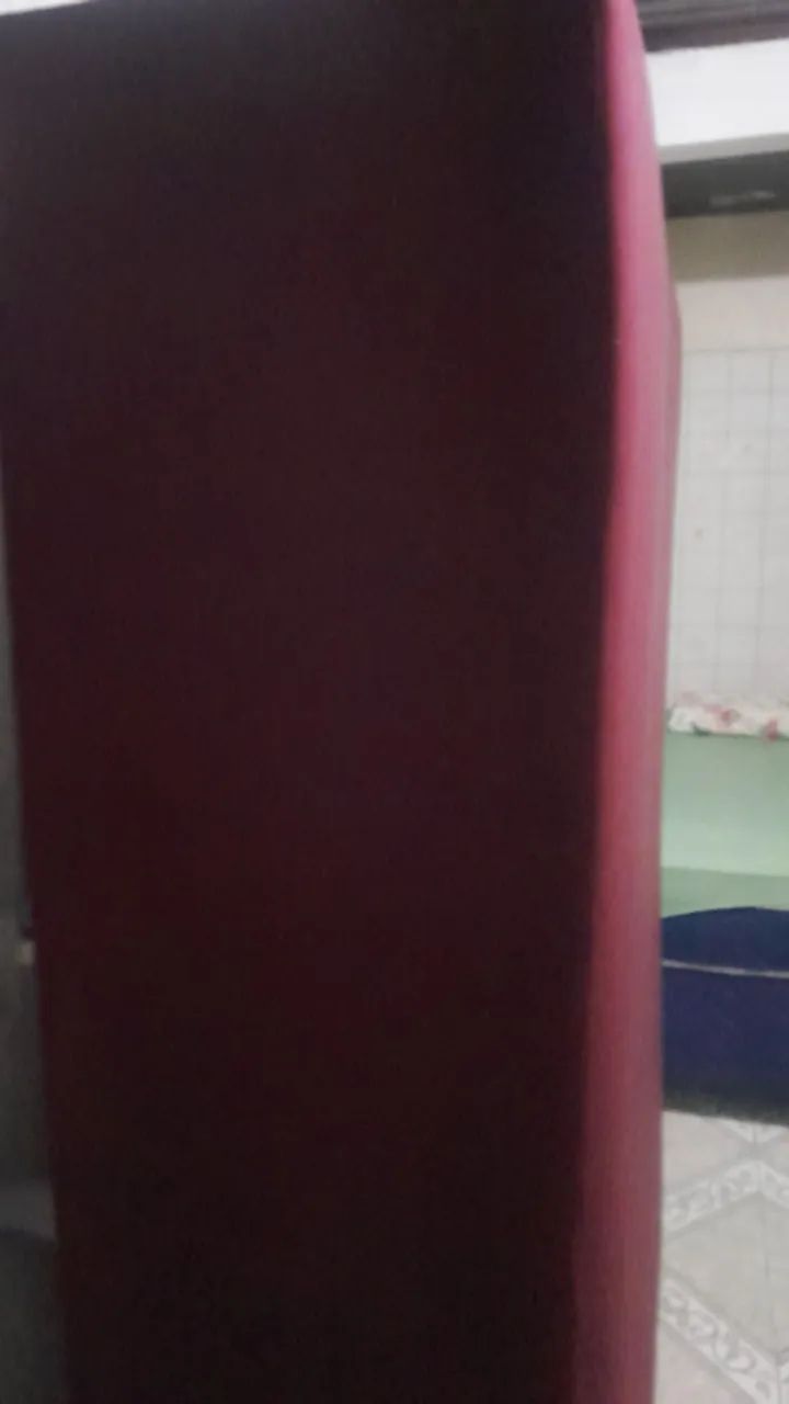 Cama de casal bem conservada nem uma avaria  - Foto 2