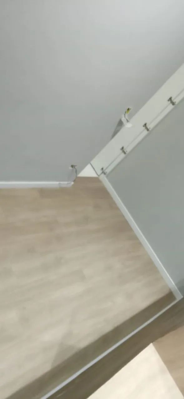 Instalação de pisos vinílicos e rodapés 